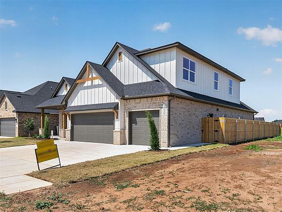 4th image of 16029 Navarra Way