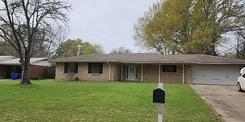 1st image of 211 Cordell Dr