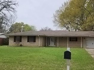 211 Cordell Dr, Crockett, TX 75835