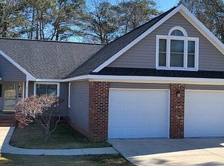 7610 Shillinglaw Cir, Fayetteville, NC 28314