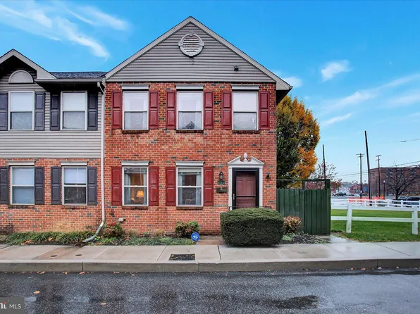 1422 Fulton St, Harrisburg, PA 17102