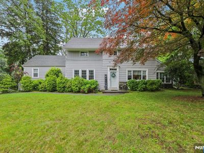 785 Ridgewood Rd, Washington Township, NJ, 07676