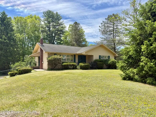 44 Forest Dr, Mountain Top, PA 18707