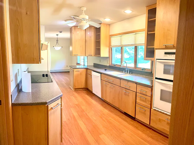 1031 Richards Ave #4 — Photo 6
