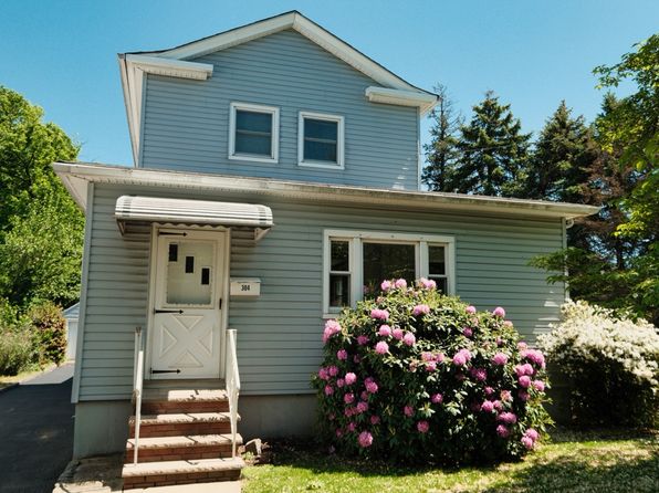 304 E Elm St