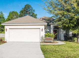 5566 Huckleberry Trl W, Macclenny, FL 32063