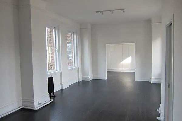 Rented by Triumph Property Group | media 12