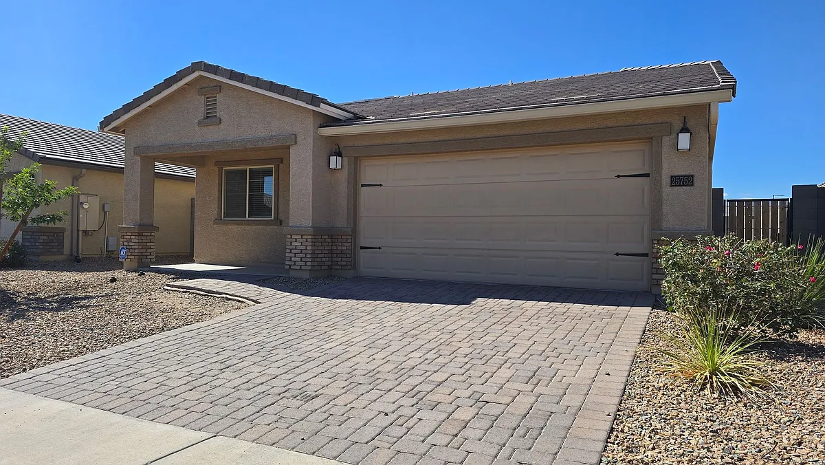 Building Photo - 25752 W Samantha Way