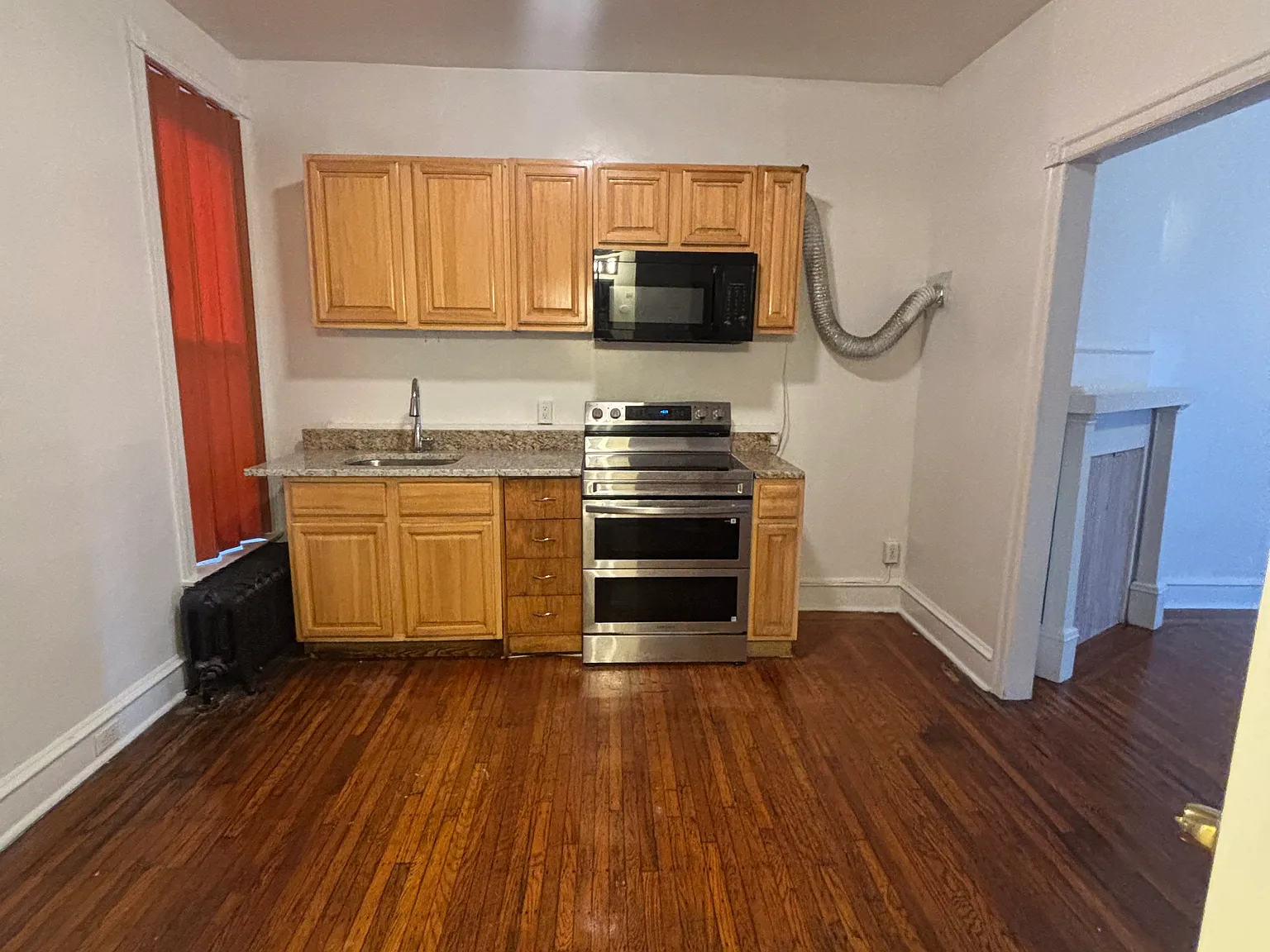 1 bed, 650 sqft, $1,200 — Photo 4