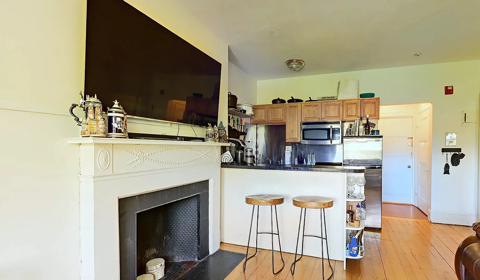 1 bed, $2,500 — Photo 3