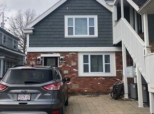 199 Pleasant St APT 1, Marblehead, MA 01945