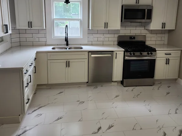 222 S Albany St Suite 1R, Ithaca, NY 14850