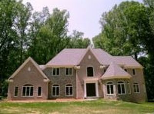 8426 Sparger St, Mc Lean, VA 22102