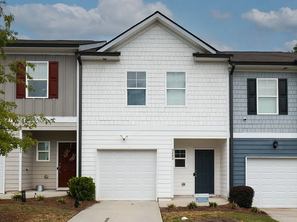 3493 Lakeview Crk
