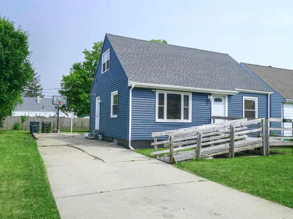 216 Walton Ave, South Bend, IN 46619
