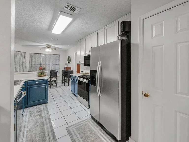 6453 Garden Dr — Photo 9