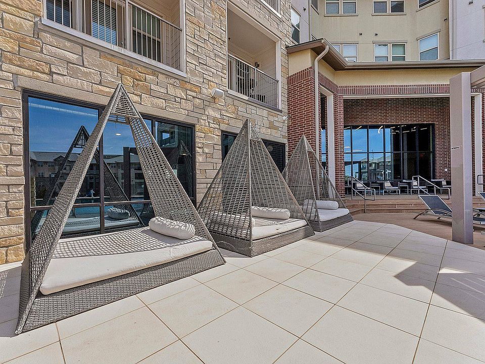 Comfortable Outdoor Seating and Lounge | Discovery Park, Denton TX Homes