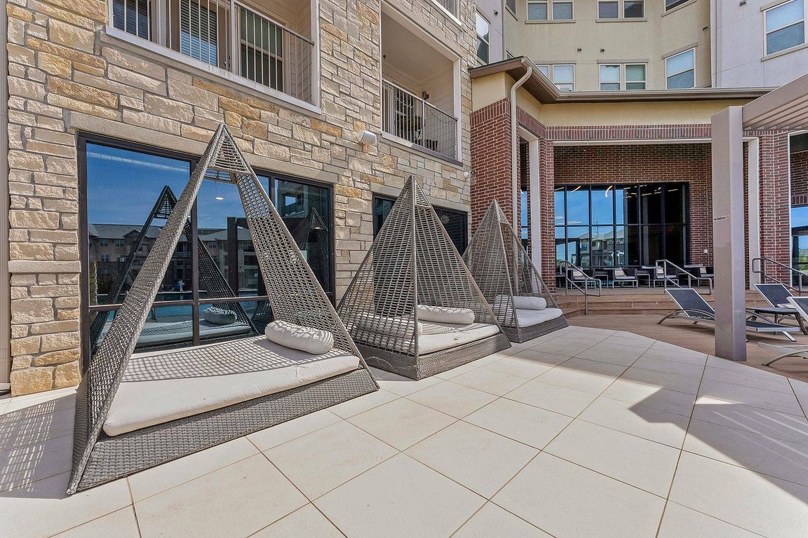 Comfortable Outdoor Seating and Lounge | Discovery Park, Denton TX Homes