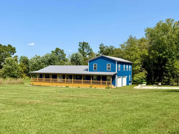 8320 Cattail Rd NE, Pleasantville, OH 43148