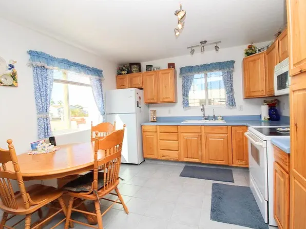 10237 S Avenida Compadres, Yuma, AZ 85365