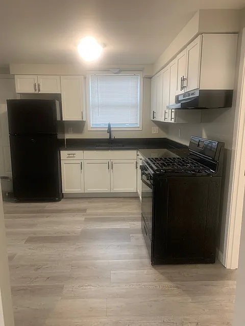 5260 -5270 Mulberry Avenue - 5260 - C6 — Photo 2