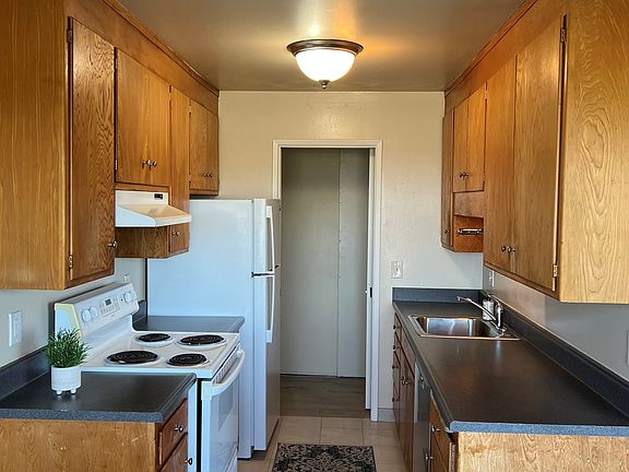 5th image of 555 Oakland Ave APT 3E