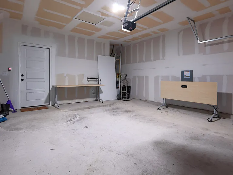 12601 Anthology St — Photo 25