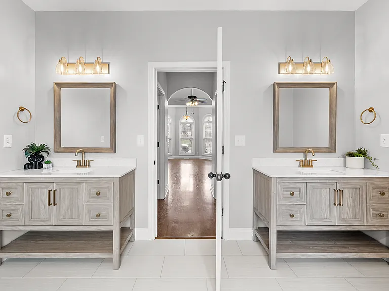 1517 Green Grove Way — Photo 32