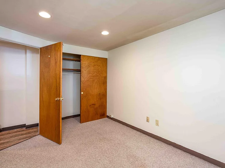 77 W Northwood Ave #C — Photo 20