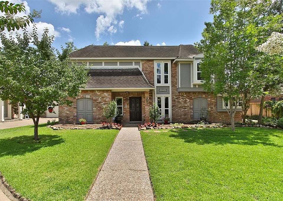 1st image of 12407 Burgoyne Dr