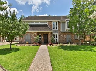12407 Burgoyne Dr, Houston, TX 77077