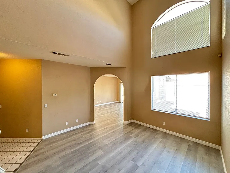 2398 Swifton Ct — Photo 3