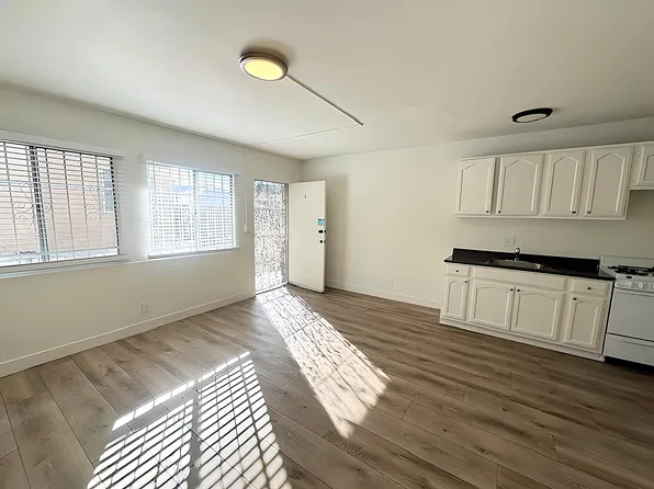 1401 S Catalina St APT 5, Los Angeles, CA 90006