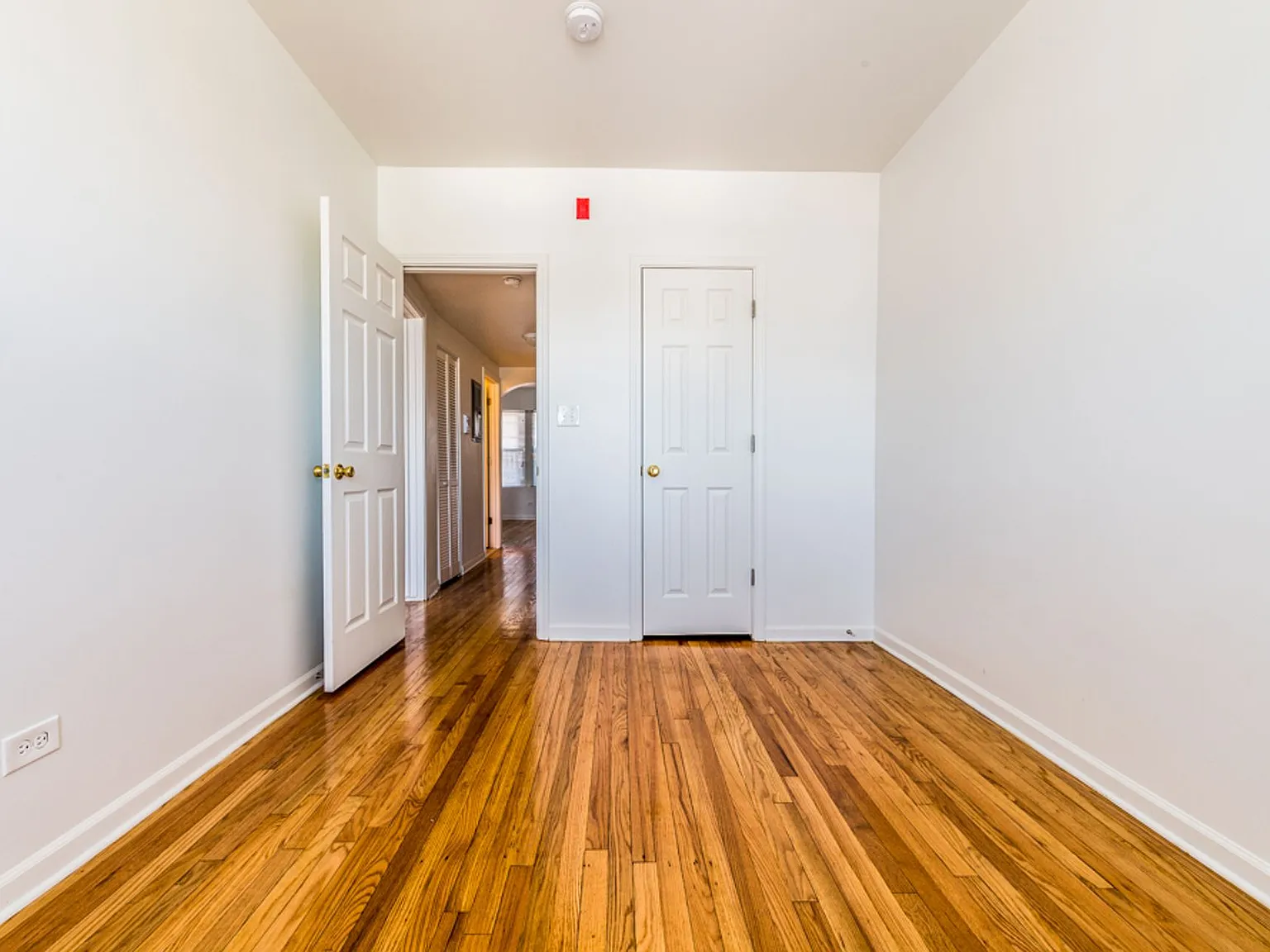 404 School — Photo 3
