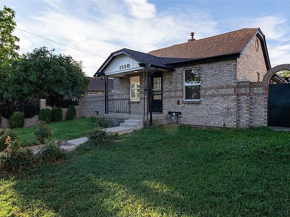 3rd image of 1550 W Dakota Avenue