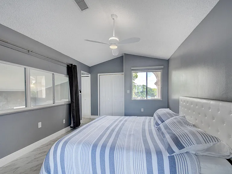 9204 Glenmoor Dr — Photo 26