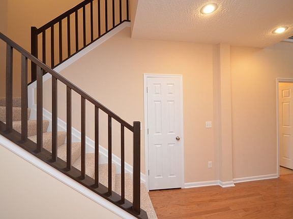 3rd image of 203 Valley Forge Dr