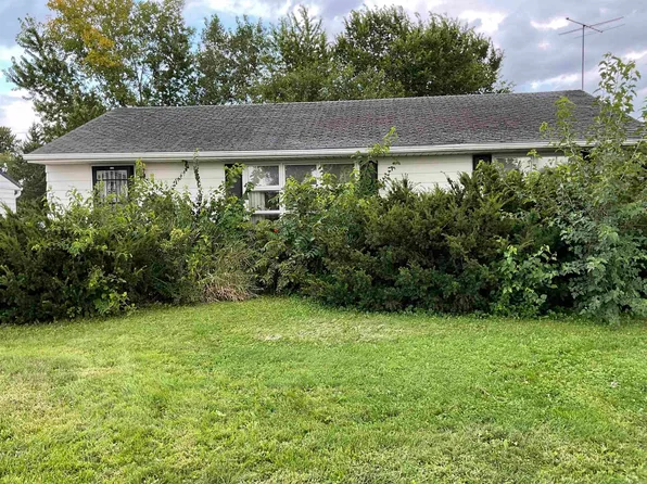 1007 S Main St, Tripoli, IA 50676
