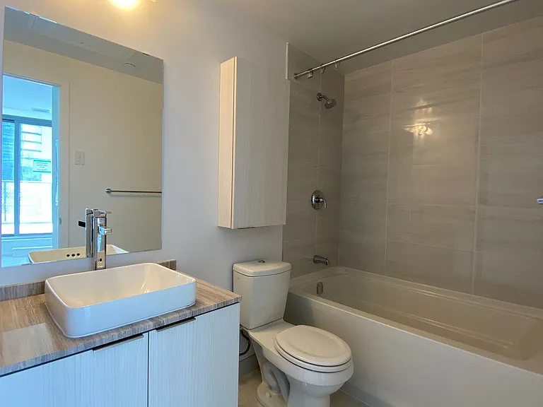 11 Wellesley St W #607 — Photo 10