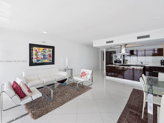 5th image of 3737 Collins Ave #S-1301