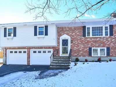 2 Bandy Ln, Milford, MA, 01757