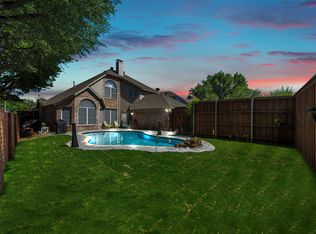 10313 Perkins Dr, Irving, TX 75063