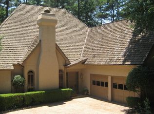 195 Grogans Lndg, Sandy Springs, GA 30350
