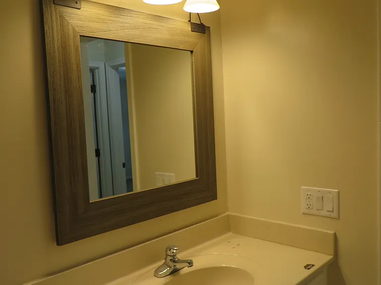 201 Applewood Dr — Photo 8