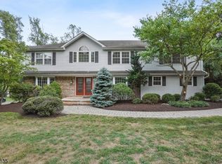 12 Concord Way, Morris Plains, NJ 07950