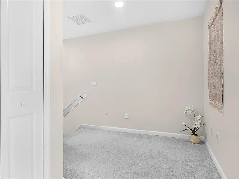 5070 Rain Shadow Dr — Photo 21
