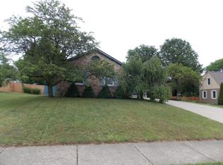 636 Vancouver Dr, Westerville, OH 43081