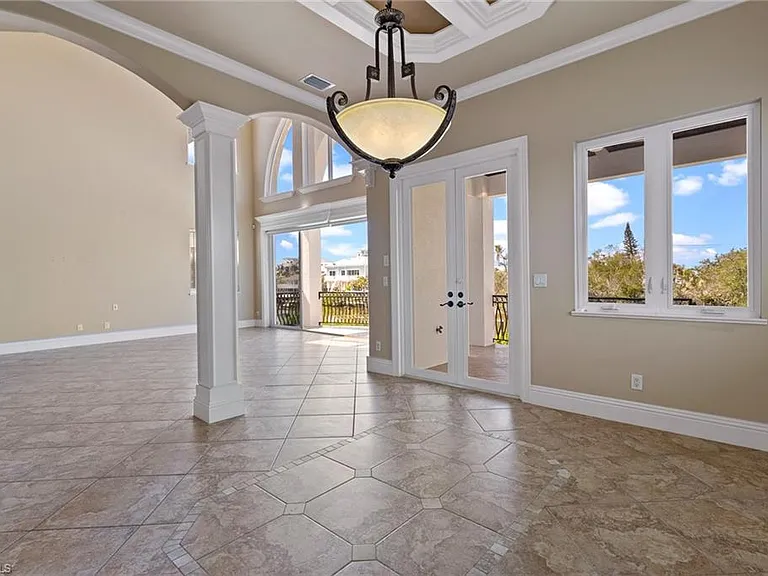 27806 Forester Dr W — Photo 11