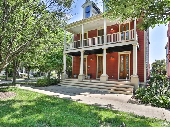 3604 Barter St, Saint Charles, MO 63301