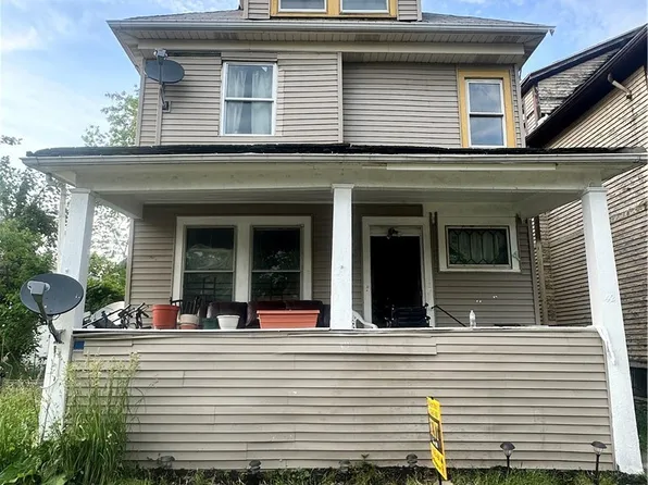 42 Brewster St, Buffalo, NY 14214